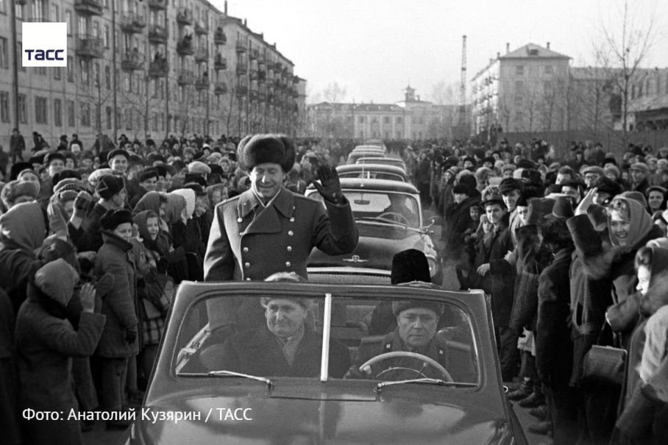 #�����_����_������. 18 ����� 1965 ���� ������-��������� ������� ������ �������� ������ � ������� ����� � �������� ������