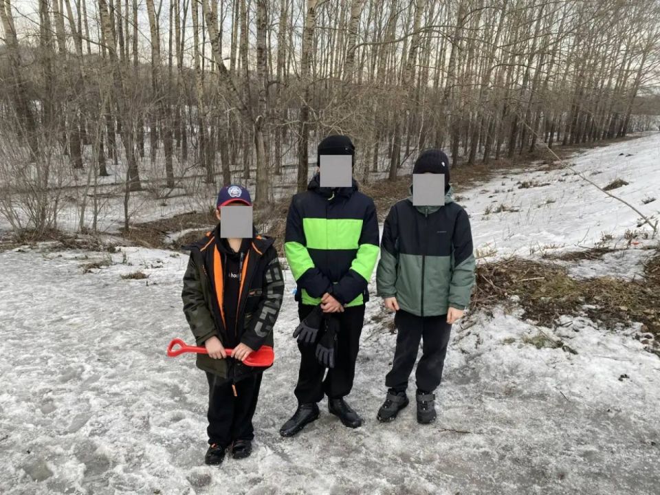 Дети вышли на тонкий лёд в Новокузнецке