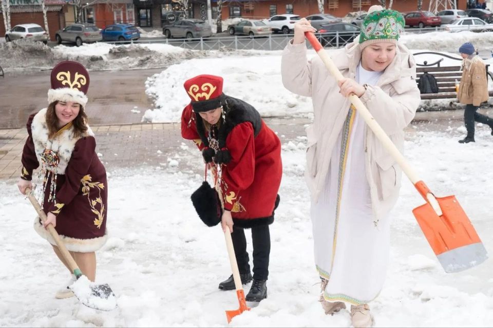 Дмитрий Анисимов: Сегодня по инициативе губернатора Кузбасса Ильи Владимировича Середюка состоялся первый в этом году Всекузбасский субботник