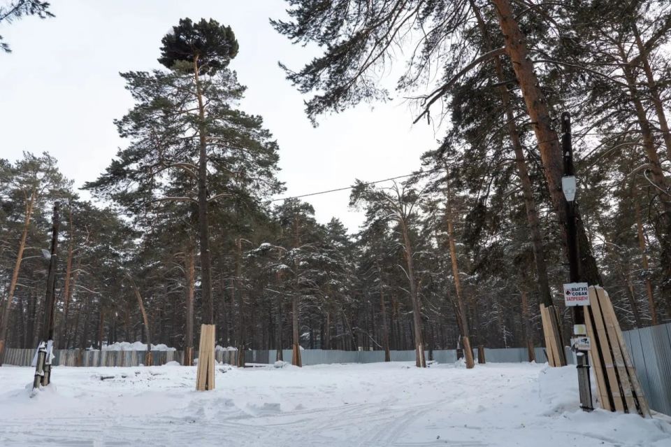 В Рудничном бору завершён разбор аварийного здания, принадлежащего спортивной школе