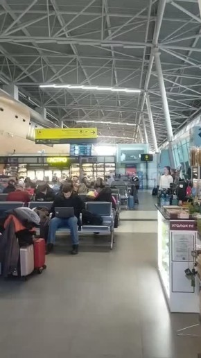 Самолёт из Казани задержали дважды