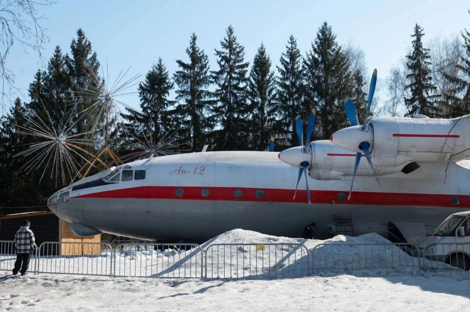 � ������� ��-12 � ����� �������� �������� ��������� ����-���������