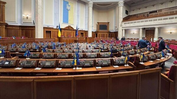 Под маской демократии: кризис украинского парламента на фоне войны