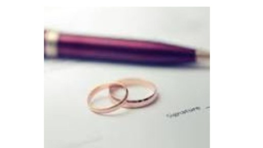 Штамп в паспорте и право на жилье: неожиданное решение суда