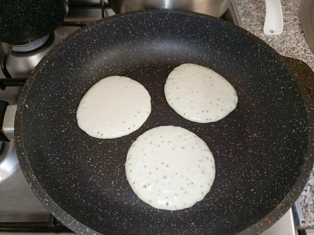 Панкейки на ленивое утро: простой завтрак, который радует всех