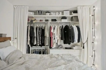 Гардеробная в спальне: когда удобство превращается в источник беспокойства