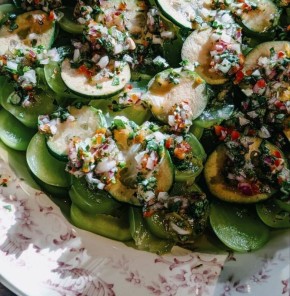 Уникальный вкус севиче: виноград и фейхоа в современном исполнении