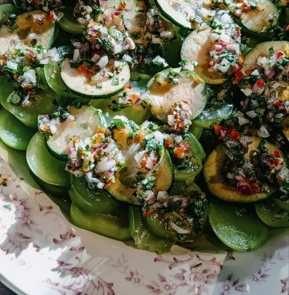 Уникальный вкус севиче: виноград и фейхоа в современном исполнении