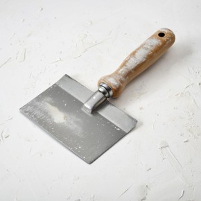 Как улучшенный шпатель поможет в ремонте: доступное решение для идеальной отделки