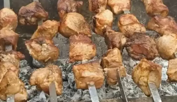 Как приготовить идеальный шашлык из свиной шеи