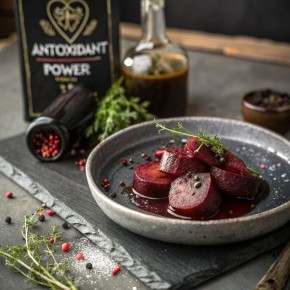 Свекольное наслаждение: как красный король овощей стал звездой веганской кухни