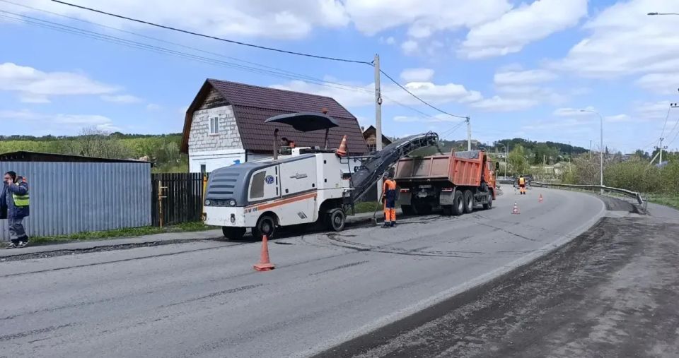 В Кемерове продолжается классический ямочный ремонт дорог В Кемерове продолжается классический ямочный ремонт дорог