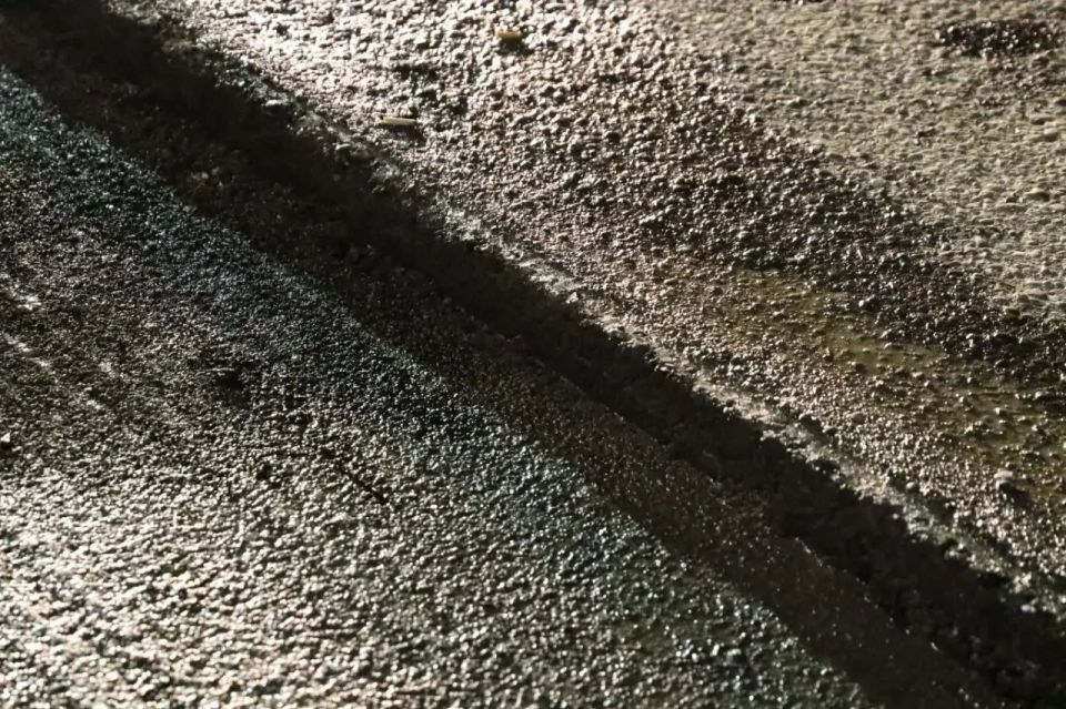 В Кемерове приступили к ремонту Логового шоссе В Кемерове приступили к ремонту Логового шоссе