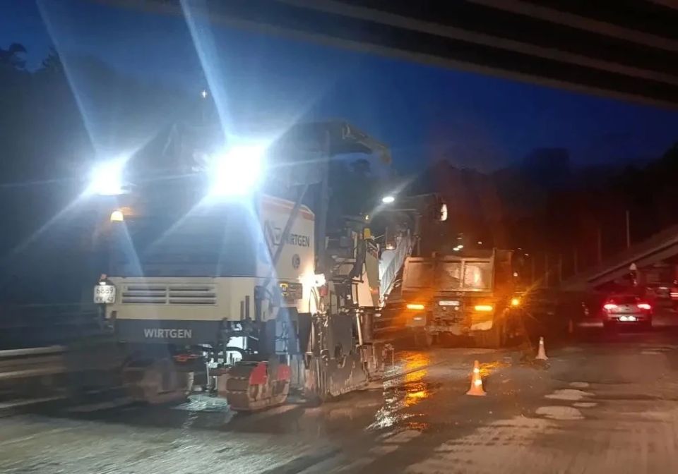 В Кемерове продолжается классический ямочный ремонт дорог В Кемерове продолжается классический ямочный ремонт дорог