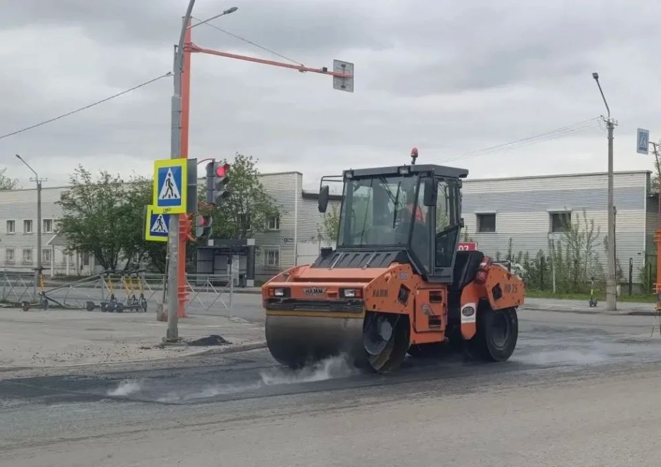 В Кемерове продолжается классический ямочный ремонт дорог В Кемерове продолжается классический ямочный ремонт дорог