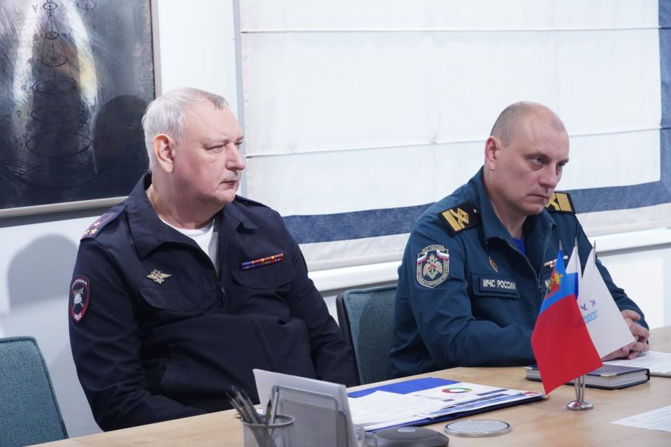 В Кузбассе прошло всерегиональное онлайн родительское собрание В Кузбассе прошло всерегиональное онлайн родительское собрание