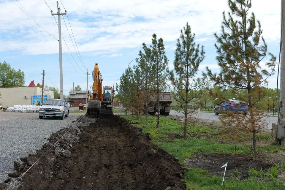 В Кемерове благоустраиваются пешеходные тротуары В Кемерове благоустраиваются пешеходные тротуары