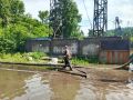 Около 50 многоквартирных домов и 400 участков в микрорайоне Абашево в Новокузнецке остались без света в связи с подтоплением подстанции из-за дождей, сообщил мэр Денис Ильин