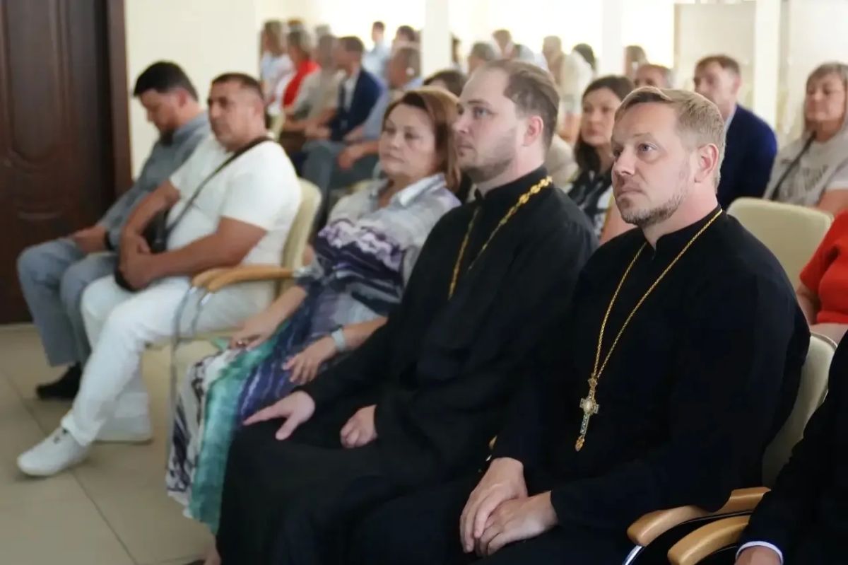 В Кемерове провели совет по межнациональным отношениям и взаимодействию с религиозными объединениями В Кемерове провели совет по межнациональным отношениям и взаимодействию с религиозными объединениями