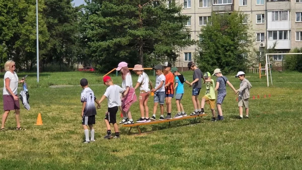 Сегодня в Кемерове открыли третью смену в лагерях дневного пребывания Сегодня в Кемерове открыли третью смену в лагерях дневного пребывания