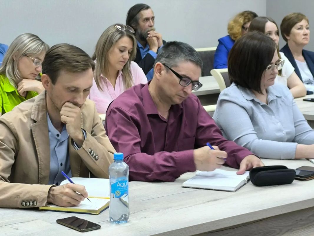 В преддверии голосования в Кузбассе обучают почти 16 тысяч организаторов выборов В преддверии голосования в Кузбассе обучают почти 16 тысяч организаторов выборов
