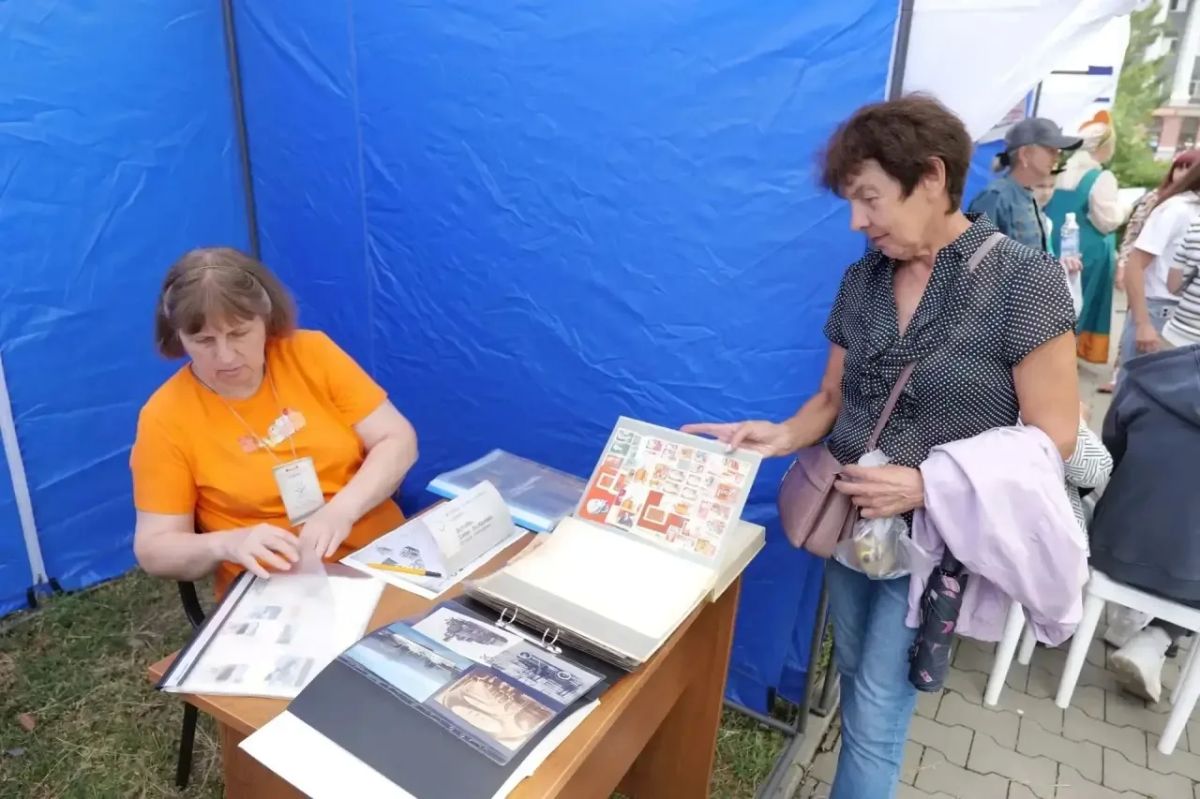 В Кемерове в пятый раз прошёл городской фестиваль частных коллекций «АРХИфест» В Кемерове в пятый раз прошёл городской фестиваль частных коллекций «АРХИфест»