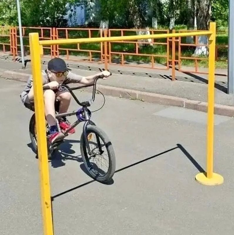 В Кемерове около трёх школ завершён ремонт дорог В Кемерове около трёх школ завершён ремонт дорог