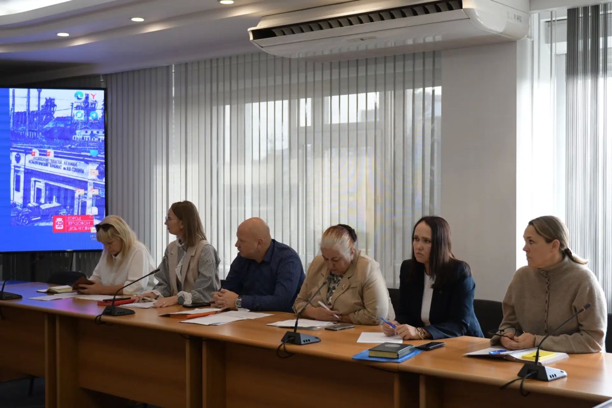 Сегодня в малом зале администрации состоялось заседание городской комиссии по обеспечению безопасности людей на водных объектах Сегодня в малом зале администрации состоялось заседание городской комиссии по обеспечению безопасности людей на водных объектах