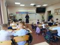 Сотрудники Крапивинской Госавтоинспекции провели для учеников первого класса урок: «Азбука дорожной безопасности»