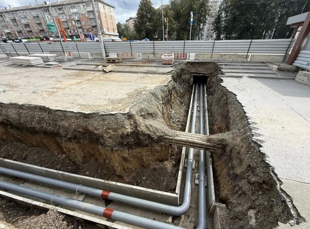 В Кемерове завершаются работы по ремонту теплосети на проспекте Ленина В Кемерове завершаются работы по ремонту теплосети на проспекте Ленина
