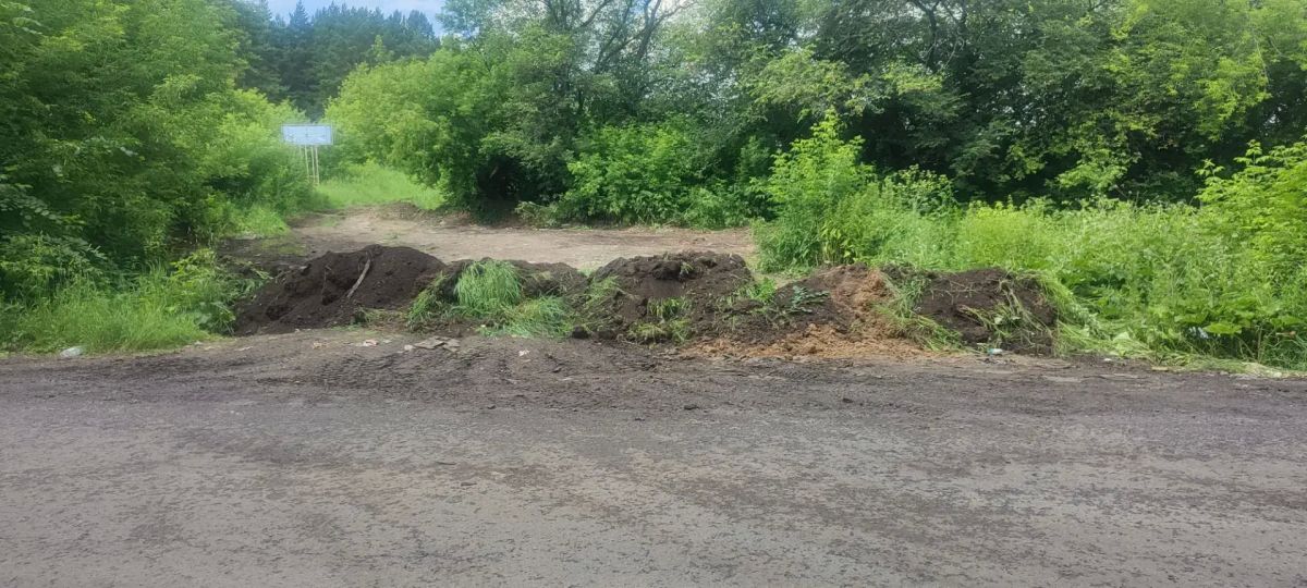 В жилом районе Ягуновский продолжают наводить чистоту В жилом районе Ягуновский продолжают наводить чистоту
