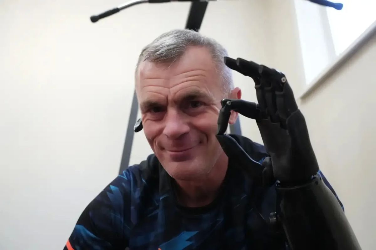 Кемеровские ветераны СВО готовятся к спортивному фестивалю в новом тренажёрном зале Кемеровские ветераны СВО готовятся к спортивному фестивалю в новом тренажёрном зале