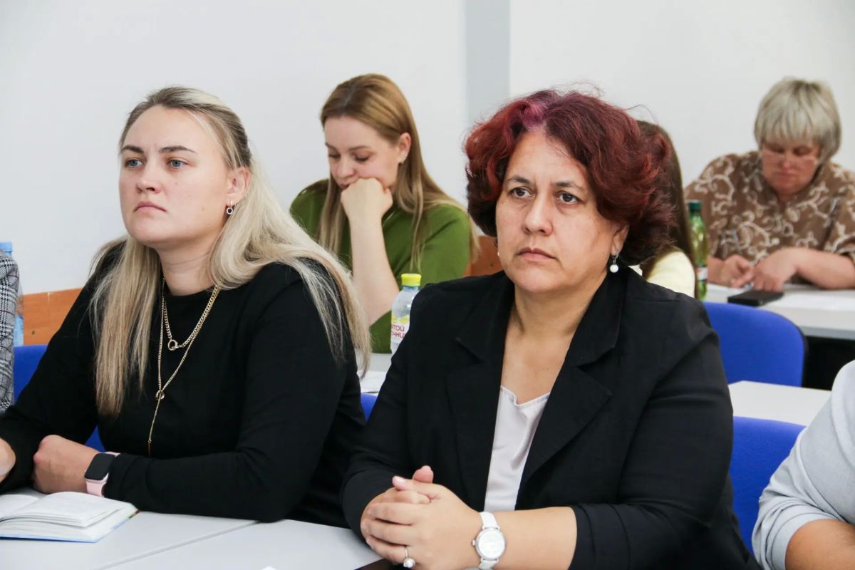 В Кузбассе стартовал проект «Навигаторы успеха» В Кузбассе стартовал проект «Навигаторы успеха»