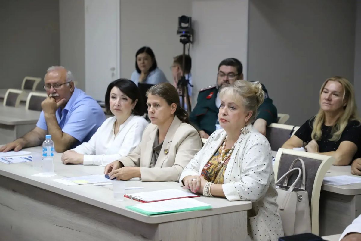 Провела расширенное заседание Координационного совета национальных общественных объединений Кузбасса Провела расширенное заседание Координационного совета национальных общественных объединений Кузбасса