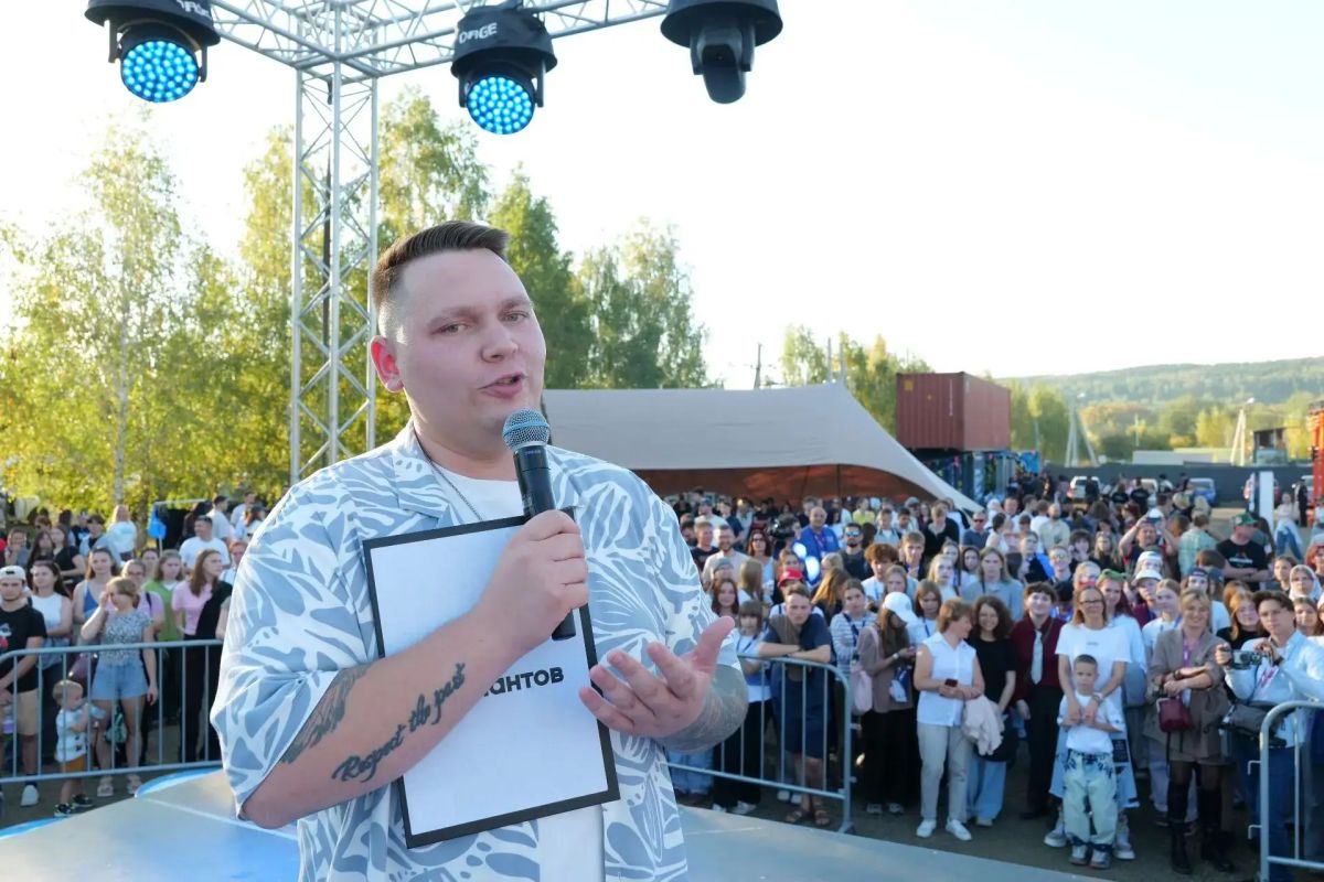 Дмитрий Анисимов: Посетил открытие стартового городка — первой публичной площадки будущего креативного кластера «Город Талантов» на берегу Томи в Ленинском районе Дмитрий Анисимов: Посетил открытие стартового городка — первой публичной площадки будущего креативного кластера «Город Талантов» на берегу Томи в Ленинском районе