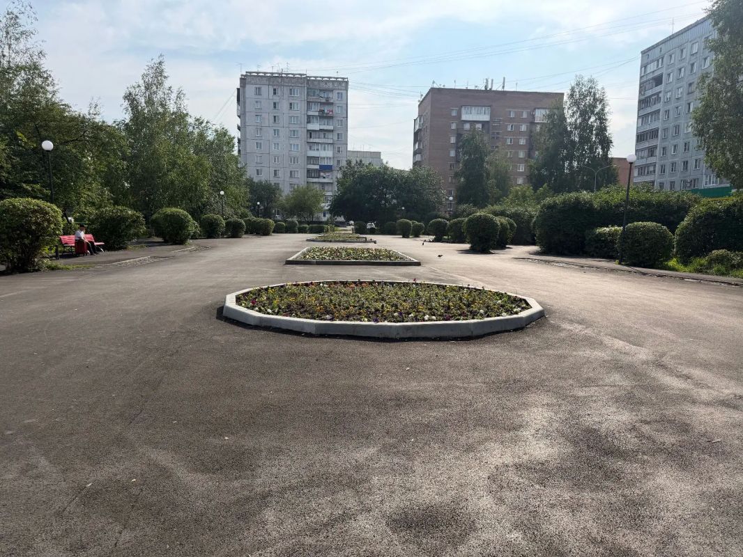 В Новокузнецке в этом году по федеральному проекту «Формирование комфортной городской среды» нацпроекта «Инфраструктура для жизни» благоустраиваются 14 общественных территорий В Новокузнецке в этом году по федеральному проекту «Формирование комфортной городской среды» нацпроекта «Инфраструктура для жизни» благоустраиваются 14 общественных территорий