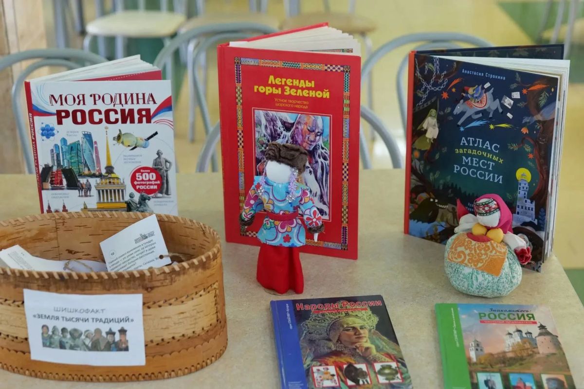 В Кемерове на избирательных участках организованы «ветеранские дворики» В Кемерове на избирательных участках организованы «ветеранские дворики»
