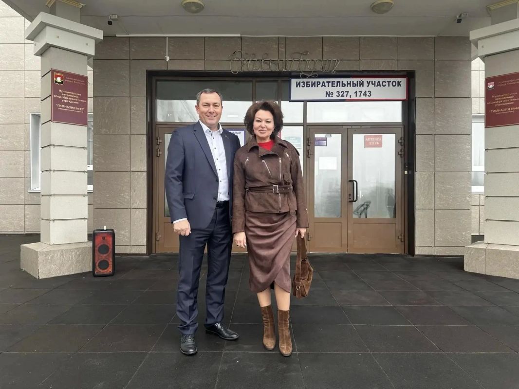 Голосуем семьями!. В Кузбассе завершается первый день голосования на выборах в Государственную Думу Федерального Собрания Российской Федерации девятого созыва