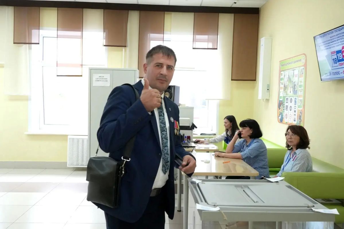 В жилом районе Лесная Поляна на выборы приходят семьями В жилом районе Лесная Поляна на выборы приходят семьями
