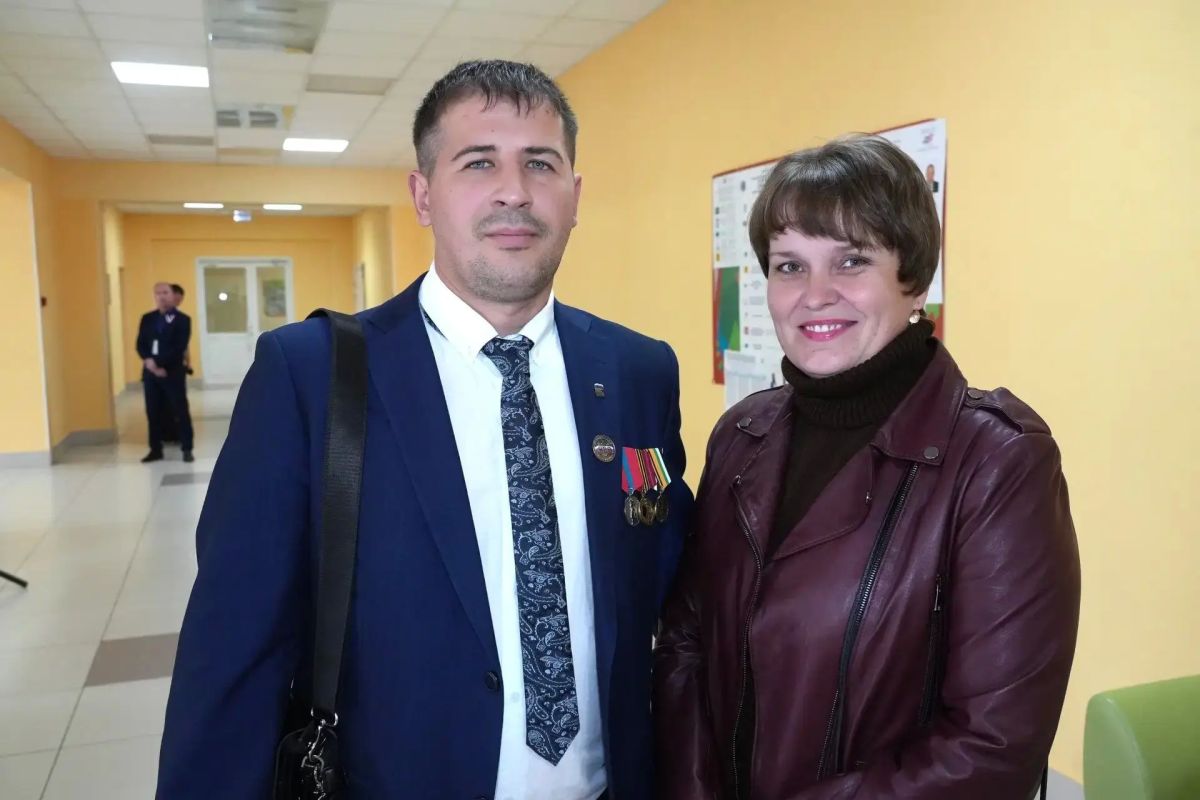 В жилом районе Лесная Поляна на выборы приходят семьями В жилом районе Лесная Поляна на выборы приходят семьями