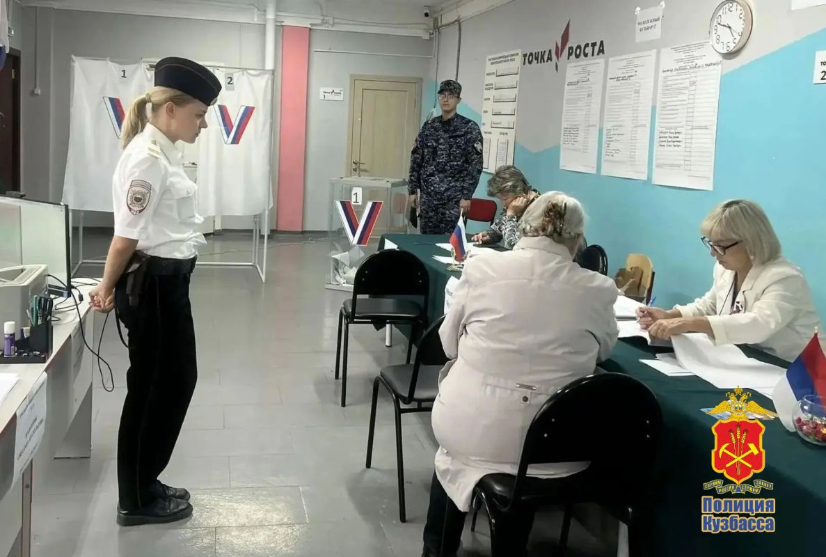 В Березовском полицейские помогли пожилой женщине попасть домой