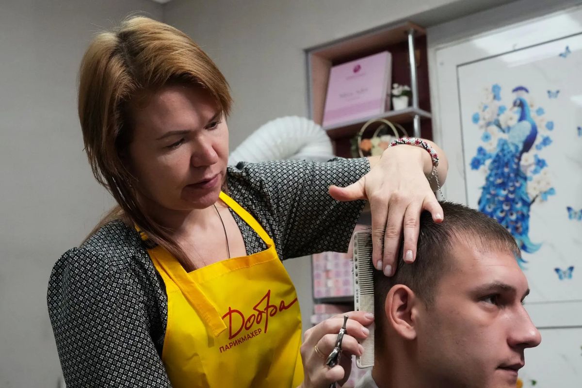 Социальный контракт помог кемеровчанке приобрести необходимое оборудование для парикмахерской Социальный контракт помог кемеровчанке приобрести необходимое оборудование для парикмахерской