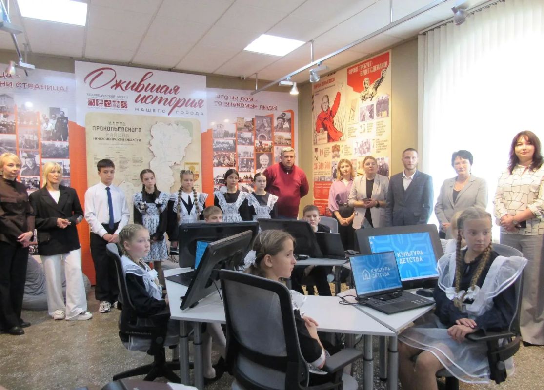 В Прокопьевске открылся детский просветительский центр «Ожившая история» В Прокопьевске открылся детский просветительский центр «Ожившая история»