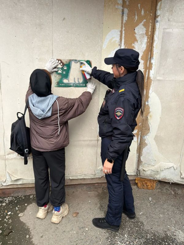 В Кемерове транспортные полицейские поддержали молодежный чемпионат по борьбе с наркорекламой В Кемерове транспортные полицейские поддержали молодежный чемпионат по борьбе с наркорекламой