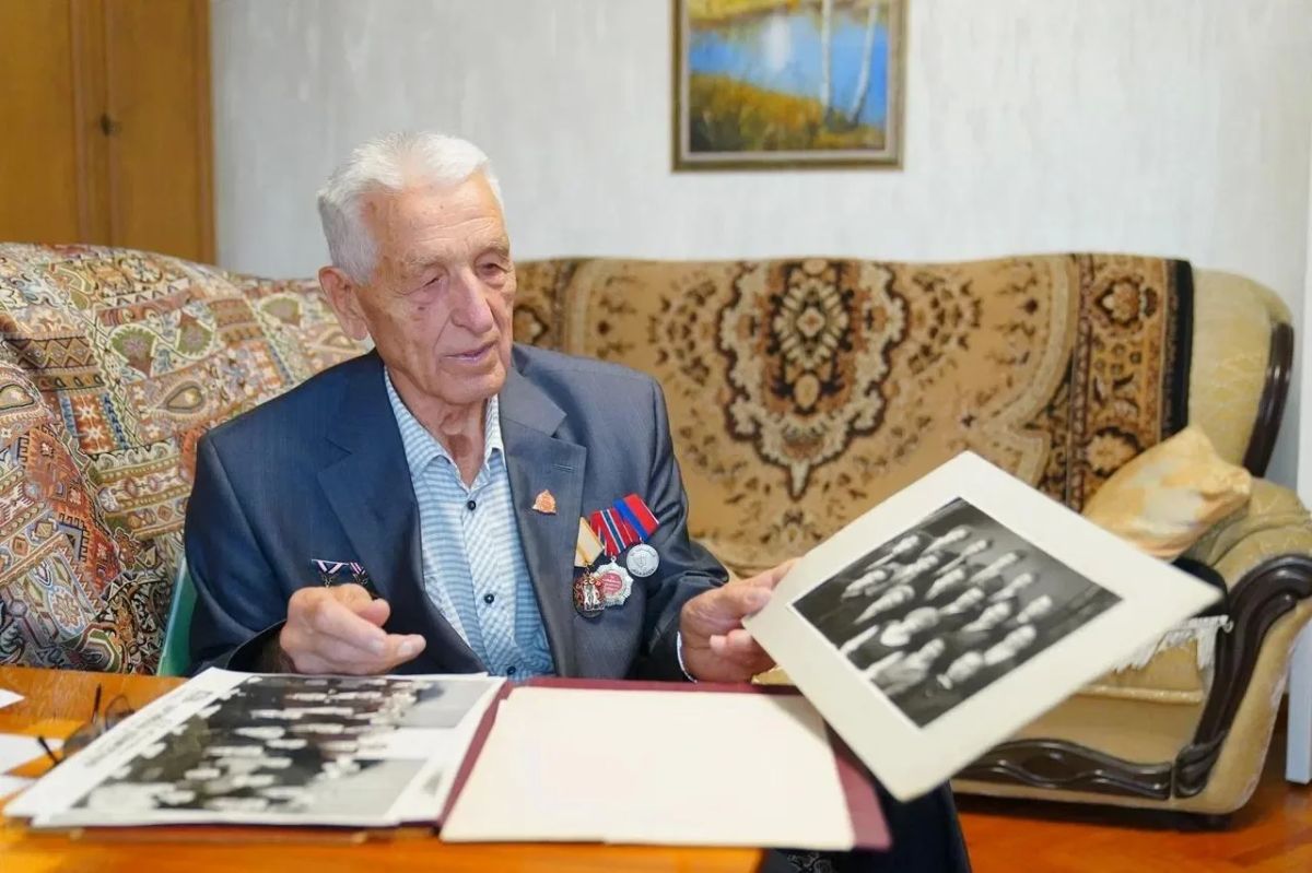 Илья Середюк: Сегодня, в День пожилого человека, хочу поблагодарить всех, кто своим трудом, заботой о людях и отношением к жизни служит ориентиром для молодого поколения Илья Середюк: Сегодня, в День пожилого человека, хочу поблагодарить всех, кто своим трудом, заботой о людях и отношением к жизни служит ориентиром для молодого поколения
