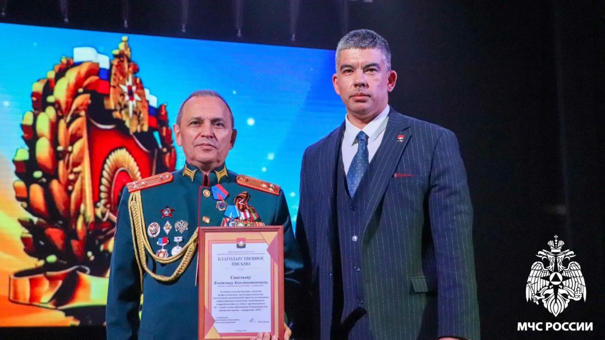 Губернаторской кадетской школе-интернат МЧС — 25 лет! Губернаторской кадетской школе-интернат МЧС — 25 лет!