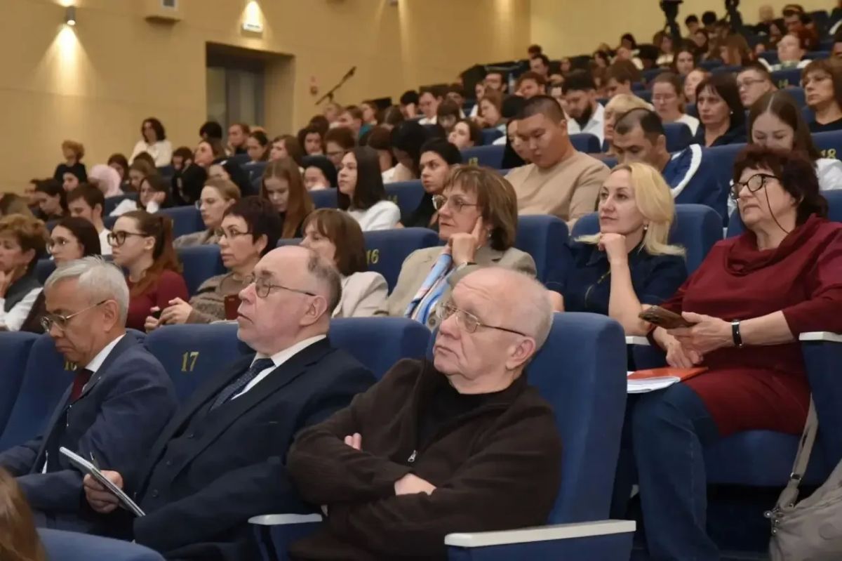 В Кузбасском кардиоцентре проходит Конгресс Общества специалистов по сердечной недостаточности В Кузбасском кардиоцентре проходит Конгресс Общества специалистов по сердечной недостаточности