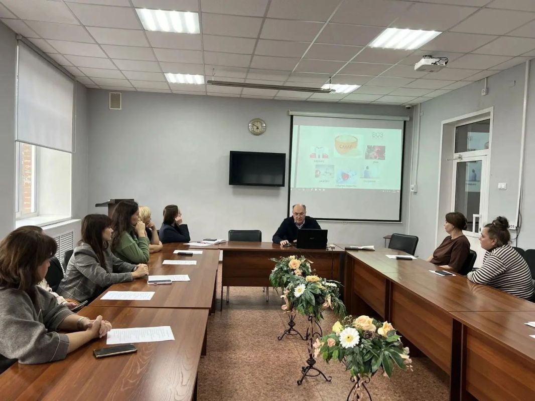 В Кемерове состоялось первое заседание совета по развитию системы образования города В Кемерове состоялось первое заседание совета по развитию системы образования города