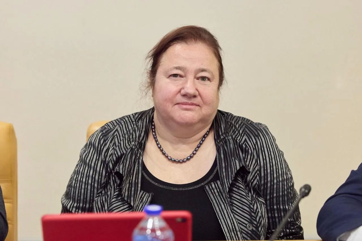 Представлен аналитический доклад о динамике и тенденциях социально-экономического развития страны Представлен аналитический доклад о динамике и тенденциях социально-экономического развития страны