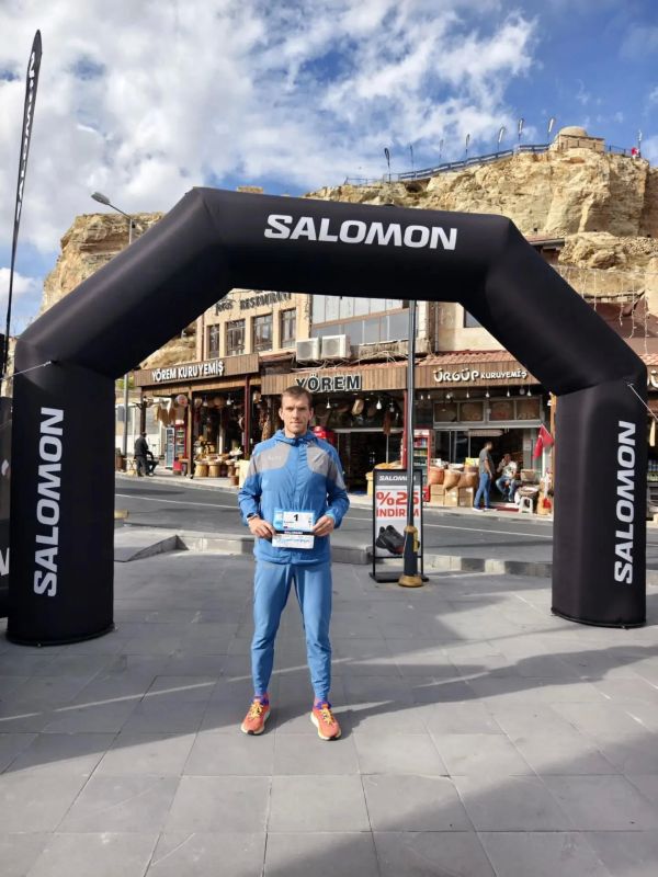 Кемеровчанин Василий Корыткин выиграл в Турции сверхмарафон Cappadocia Ultra Trail 2026 Кемеровчанин Василий Корыткин выиграл в Турции сверхмарафон Cappadocia Ultra Trail 2026
